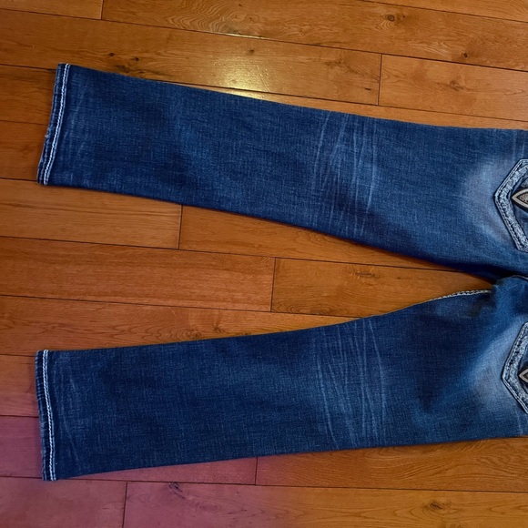 Rock Revival Indigo Jeans with Embroidered Details - Picture 8 of 8